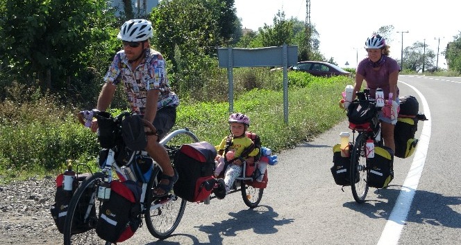 "1 Bisiklet Masalı" 5 Yaşındaki Masal Ve Ailesi