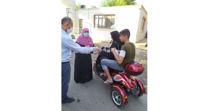 Mezarlıkta korona tedbirleri sürüyor