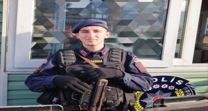 Giresun’da selde kaybolan 5 kişiden Jandarma Uzman Çavuş Sami Yılmaz’ın cansız bedeni Harşit Çayı içinde bulundu