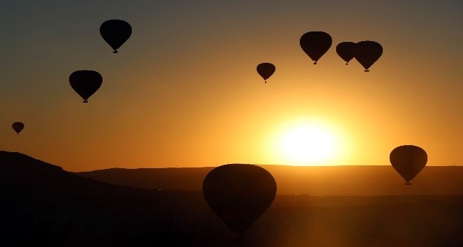 Kapadokya’da sıcak hava balonları 4 gündür yapılamıyor