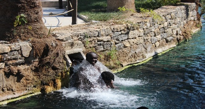 Kleopatra Antik Havuzu şifa dağıtıyor