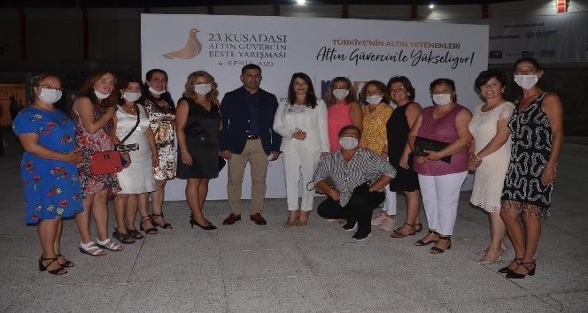 Altın Güvercin. Ferhat Göçer konseriyle start aldı