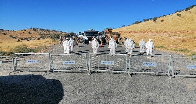 Karantinaya alınan mahalle ve mezralarda sağlık taramaları başladı