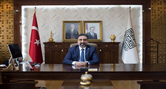 MAÜ Rektörü Özcoşar korona virüs tedavisi gördü