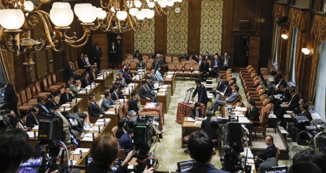 Japonya&#039;dan 13 ülkeye yönelik ek karantina kararı