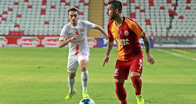 Galatasaray'da Adem Büyük ile yollar ayrıldı