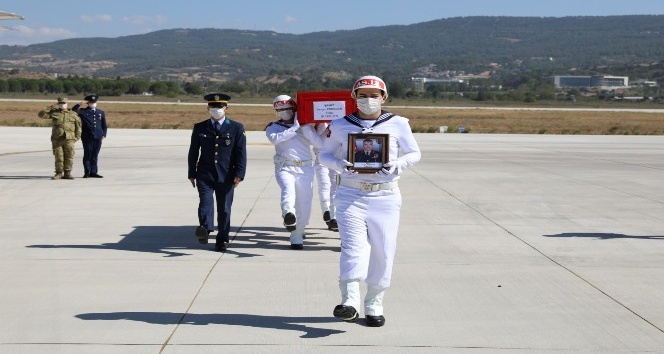 Şehit Tuğgeneral Erdoğan’ın naaşı Çanakkale’ye getirildi