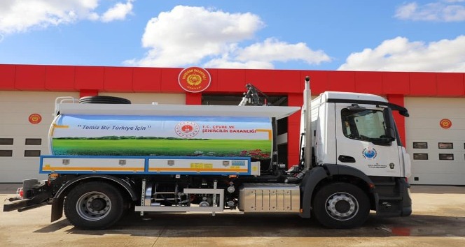 Yahşihan Belediyesine sulama arazözü hibe edildi