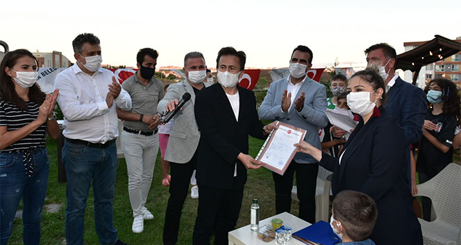 Tuzla'da 250 aile daha tapusuna kavuştu