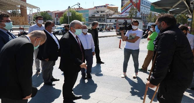 Evde izlasyon kurallarına uymayanlara ceza verilecek
