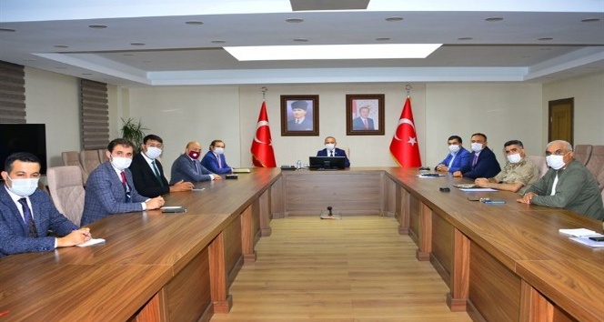 Ardahan’da Pandemi kurulu toplantısı yapıldı