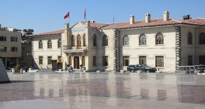 İzolasyon uymayanlar yurda yerleştirilecek