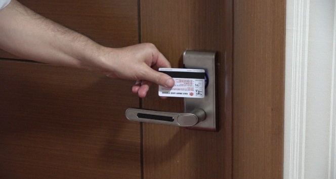 Mühendis genç kadın Kamişli’nin iddialarına ilişkin otel sahibinden açıklama: “Odaya kartsız kimse giriş yapamaz”