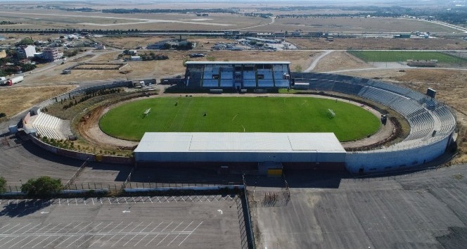 17 Eylül Stadı yeni sezona hızla hazırlanıyor