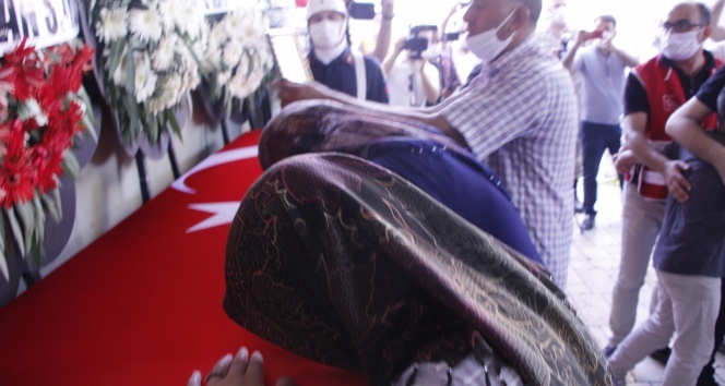 Hataylı şehit son yolculuğuna uğurlandı!