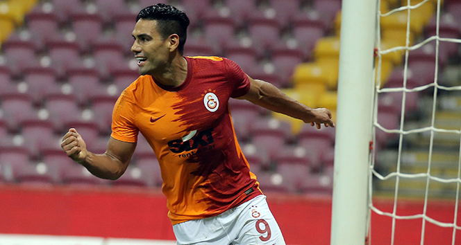 Radamel Falcao’dan 2 gol, 1 asistlik başlangıç