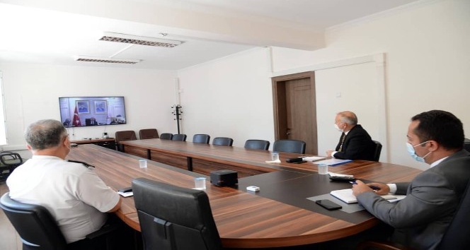 Vali Şentürk, Bakan Soylu’yla video konferans yoluyla görüştü