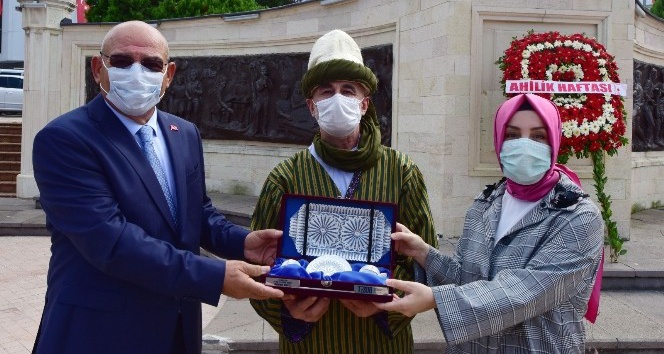 Trabzon’da yılın ahisi, kalfası ve çırağı ödüllerini aldı