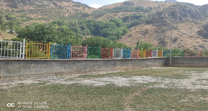 Şırnak’ta öğretmenlerden örnek davranış