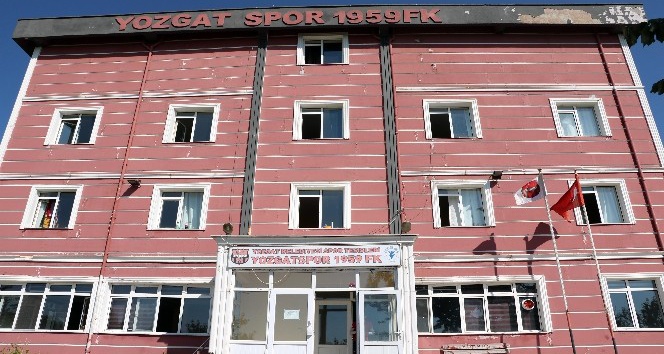 Yozgatspor’da 12 oyuncu, 3 antrenör ve 1 masörün korona virüs testleri pozitif çıktı