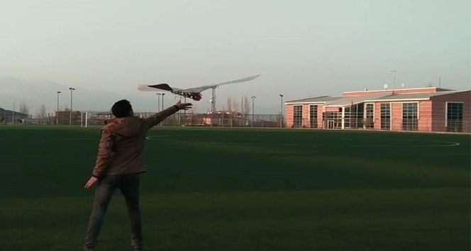 AİÇÜ Rektörü Karabulut, TEKNOFEST’te Türkiye ikincisi olan öğrencileri kutladı