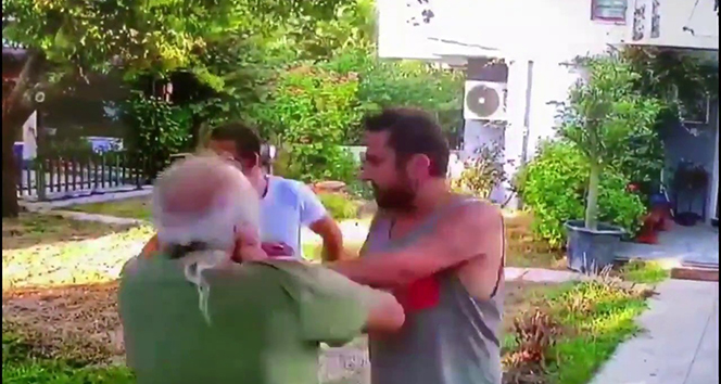 Halil Sezai'nin yaşlı adamı dövdüğü görüntüler ortaya çıktı