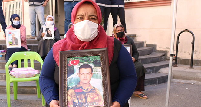 HDP önündeki ailelerin evlat nöbeti 378’inci gününde