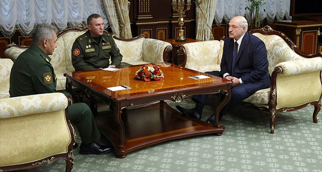 Lukaşenko: &#039;Putin&#039;den yeni silahlar istedim&#039;