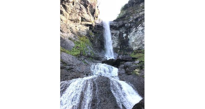 Türkiye’nin en uzun şelalelerinden biri olarak kabul edilen Paşaca Şelalesi tabiat parkı olarak ilan edildi