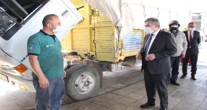 Vali Işık sanayi esnafını denetledi