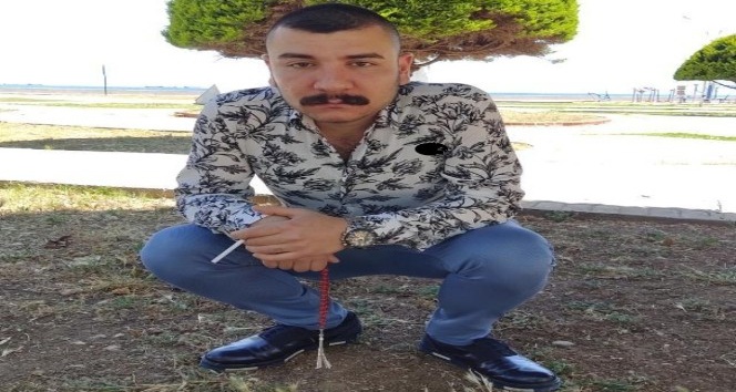 Bacağından bıçaklanan genç kan kaybından öldü