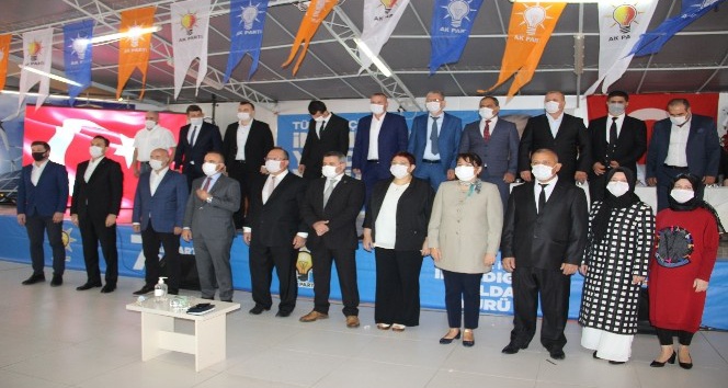 Çan AK Parti Kongresi’nde Ömer Şahin güven tazeledi