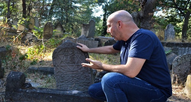 Bin yıllık Anadolu kültürü mezar taşlarında gizli
