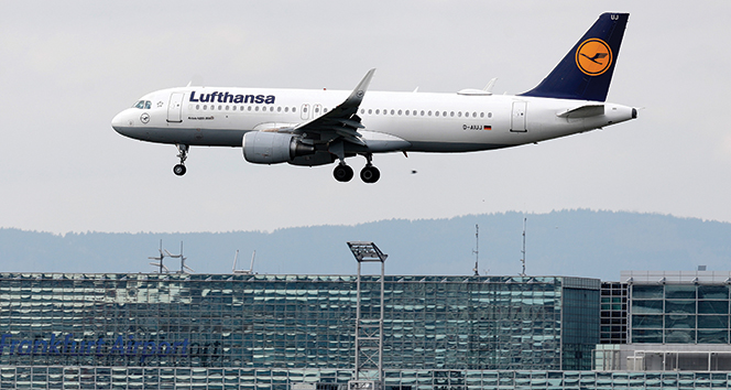Alman havayolu şirketi Lufthansa&#039;da çöküş devam ediyor