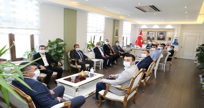 AK Partili başkanlardan Vali Aktaş’a ziyaret