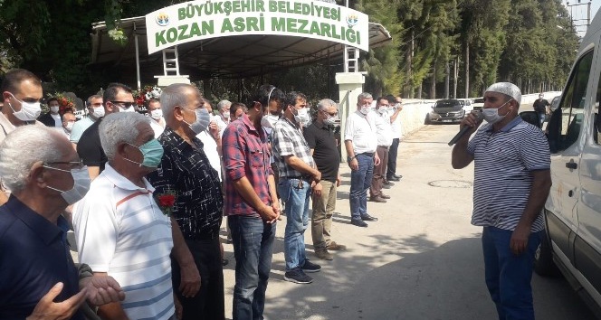 Eski Bakan Dağlı’nın koronaya yenik düşen kardeşi toprağa verildi