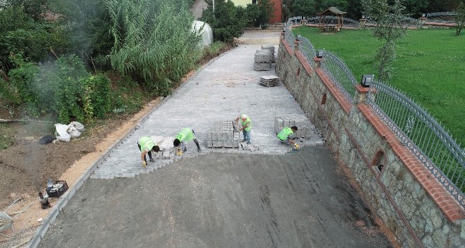 Başiskele’de imar yolu açma çalışmaları devam ediyor