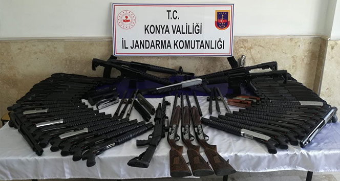 Konya&#039;da kaçak silah operasyonu