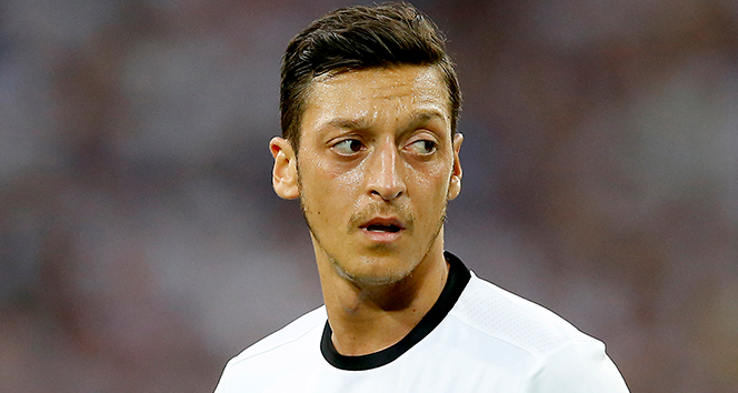 Friedrich Curtius: &#039;Mesut Özil olayında çuvalladık&#039;