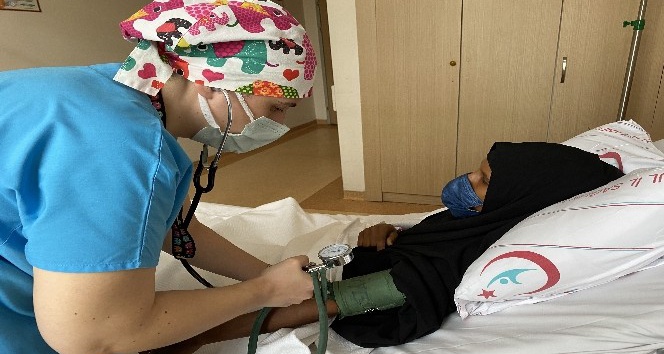 Dünyada 6’ıncı vak’a olan karaciğerde dış gebelik ameliyatını Türk Hekimleri gerçekleştirdi