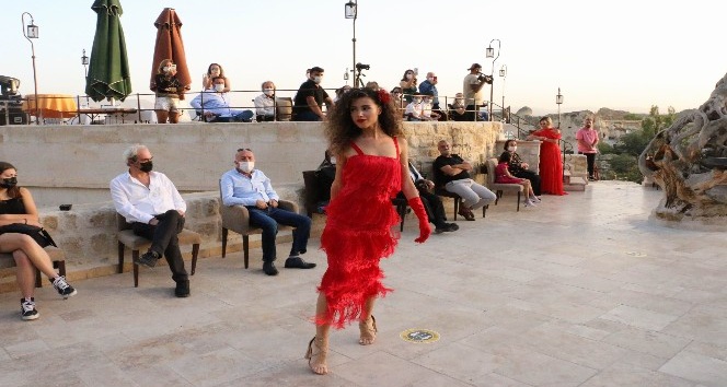 Kapadokya’da Moda Haftası düzenlendi