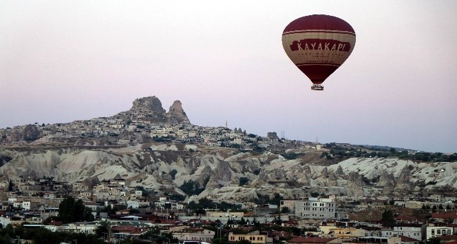 Kapadokya’da balon turları iptal edildi
