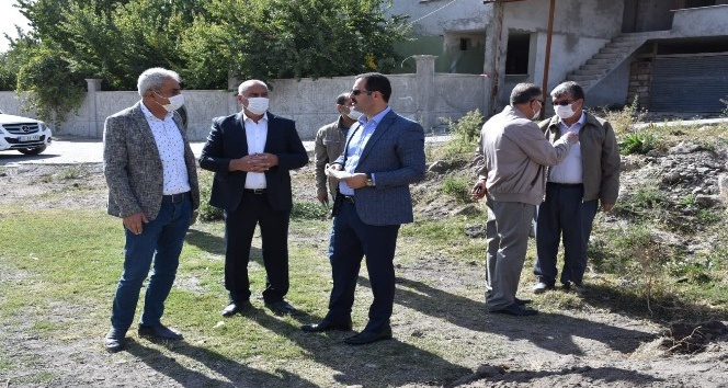 Başkan Geylani, Karşıyaka Mahallesi’nde incelemelerde bulundu