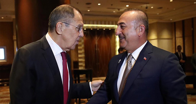 Dışişleri Bakanı Mevlüt Çavuşoğlu ile Rus mevkidaşı Lavrov arasında Ermenistan görüşmesi