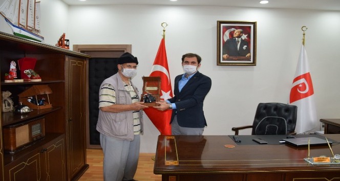Posof’ta Huş Tavuğu ilçenin maketi oldu