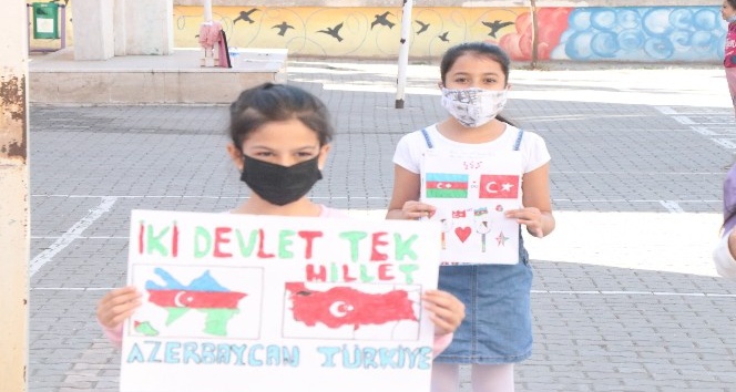 Minik kalplerden Azerbaycan’a tam destek