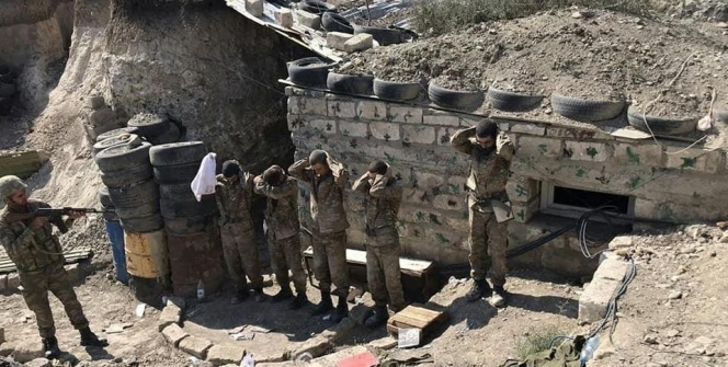 Ermeni askerleri beyaz bayrakla teslim oldu