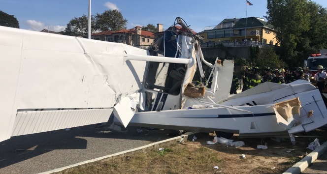 ABD'de küçük uçak düştü: 1 ölü, 2 yaralı