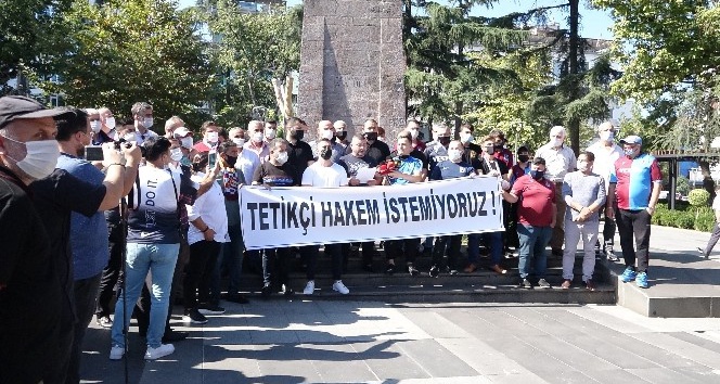 Trabzonspor taraftarlarından TFF ve MHK’ya tepki