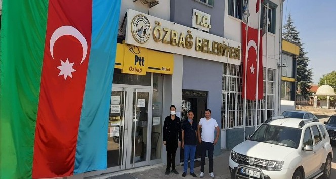 Özbağ Belediyesinden Azerbaycan’a bayraklı destek